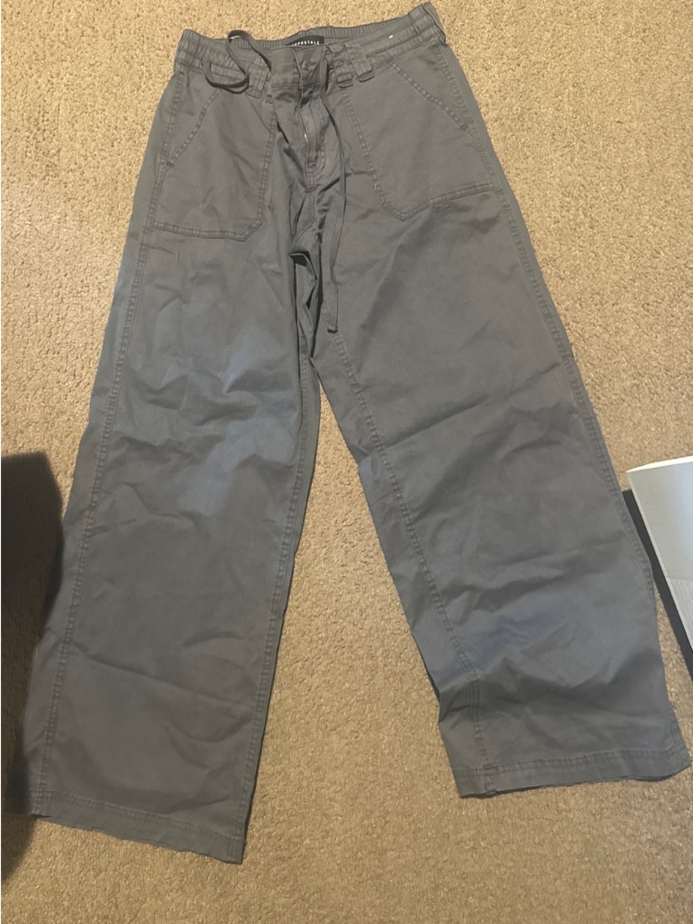 Women’s Aeropostale pants